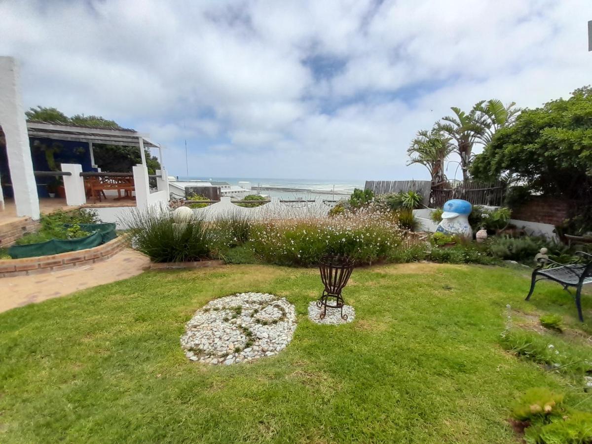 Saxon Lodge Gansbaai Exteriör bild
