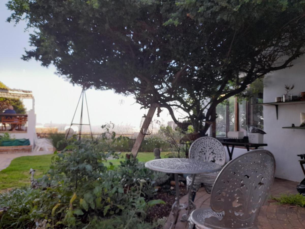 Saxon Lodge Gansbaai Exteriör bild