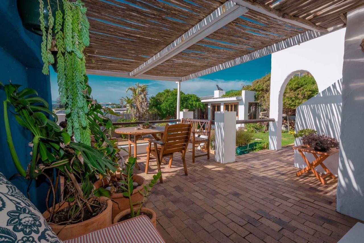 Saxon Lodge Gansbaai Exteriör bild
