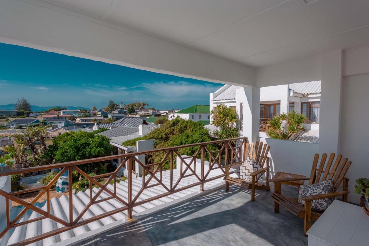 Saxon Lodge Gansbaai Exteriör bild