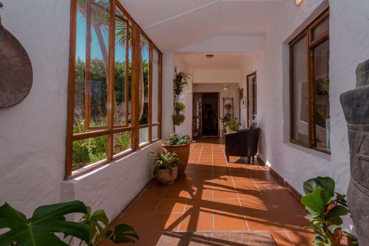 Saxon Lodge Gansbaai Exteriör bild